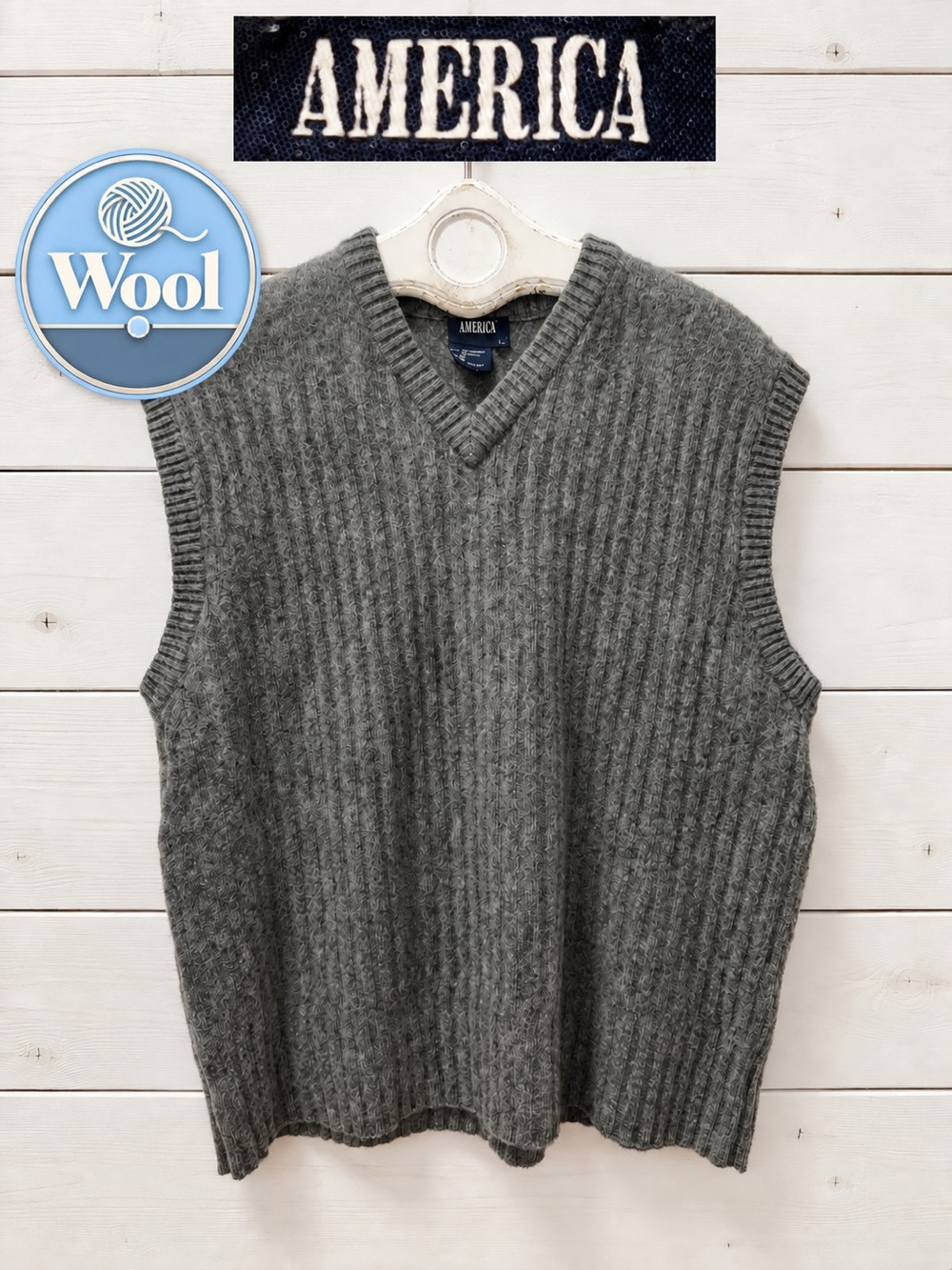AMERICA 100% Lambswool Grey Sweater Vest – Men’s L / Unisex